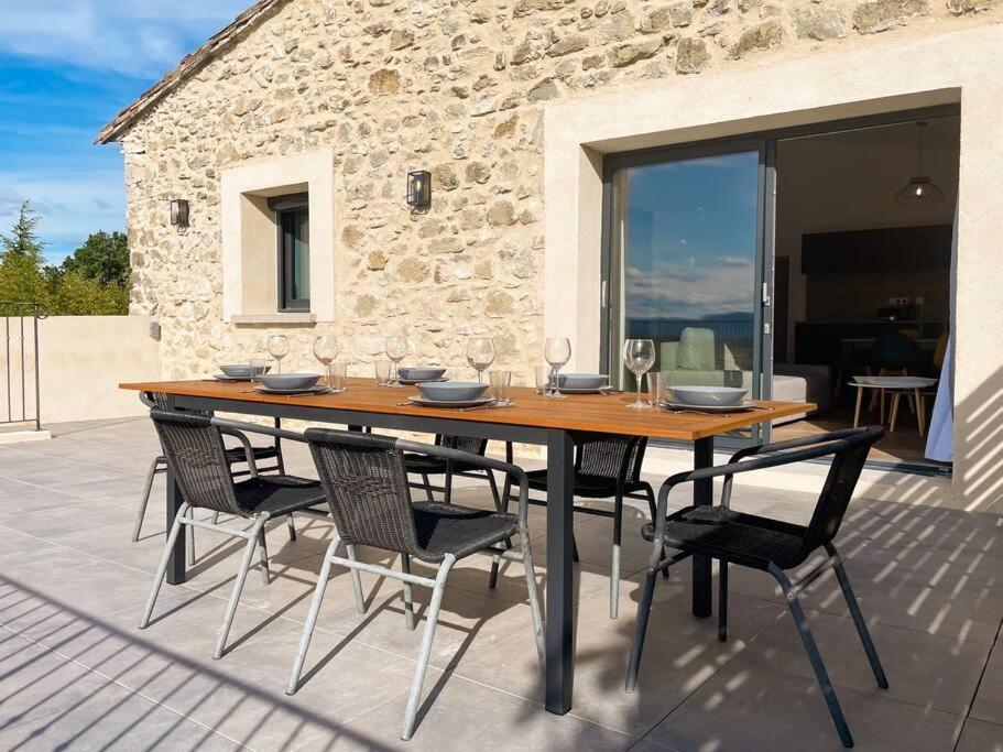 Appartement Dans Un Mas Provencal Allan Exterior photo